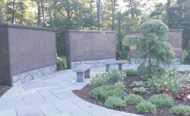 3-32 Niche Columbarium Garden